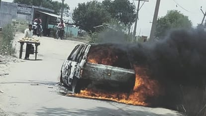 rspura car fire two cars caught fire in rspura jammu one person died