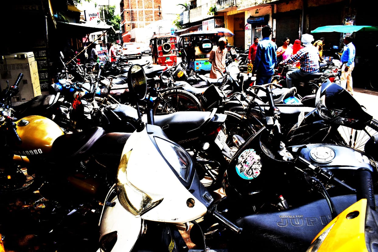 Collectorate and Vikas Bhawan became vehicle parking locations