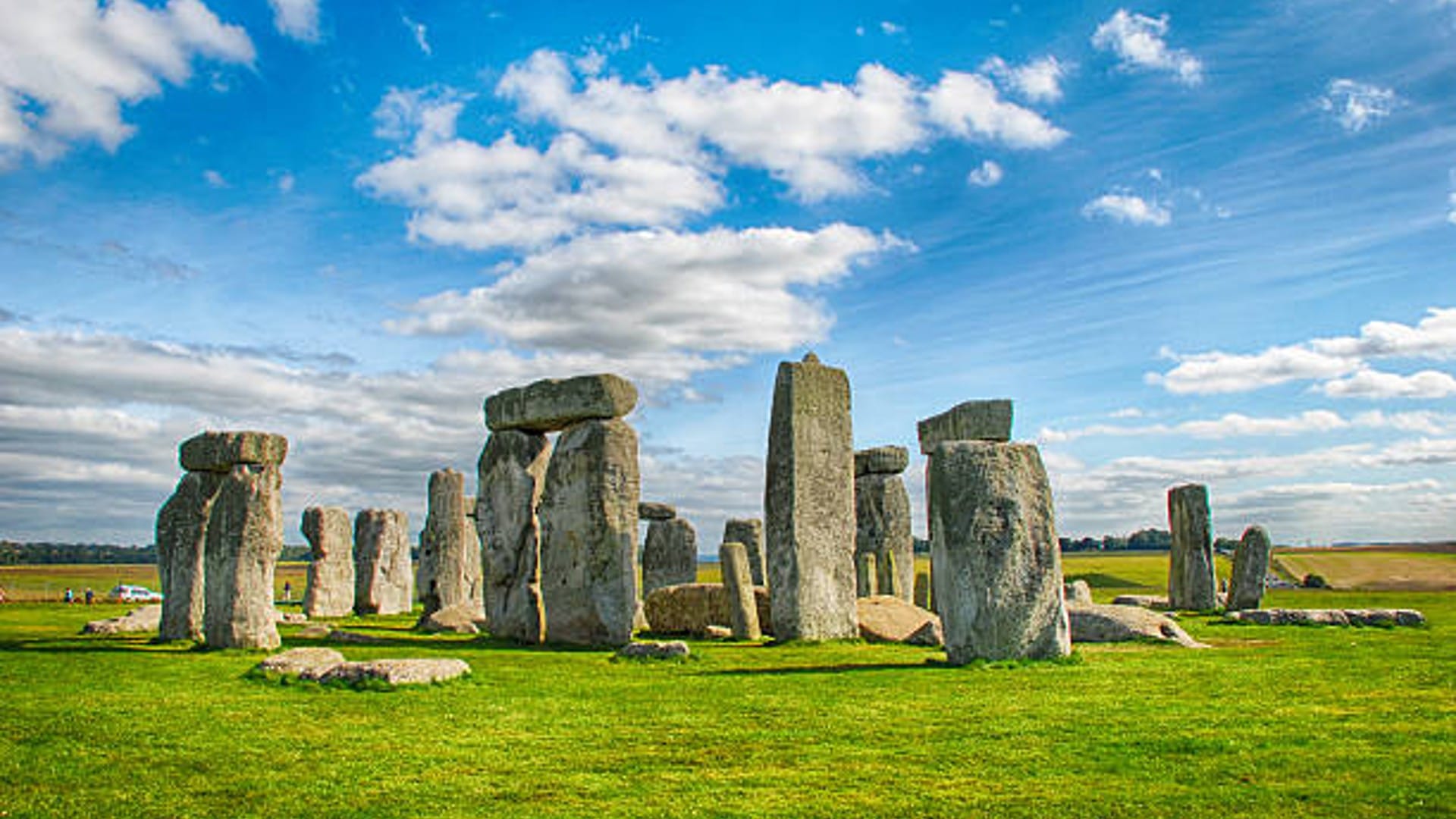 Stonehenge Mystery Man Made Mysterious Old Pit Found Know What Scientists Said News in Hindi