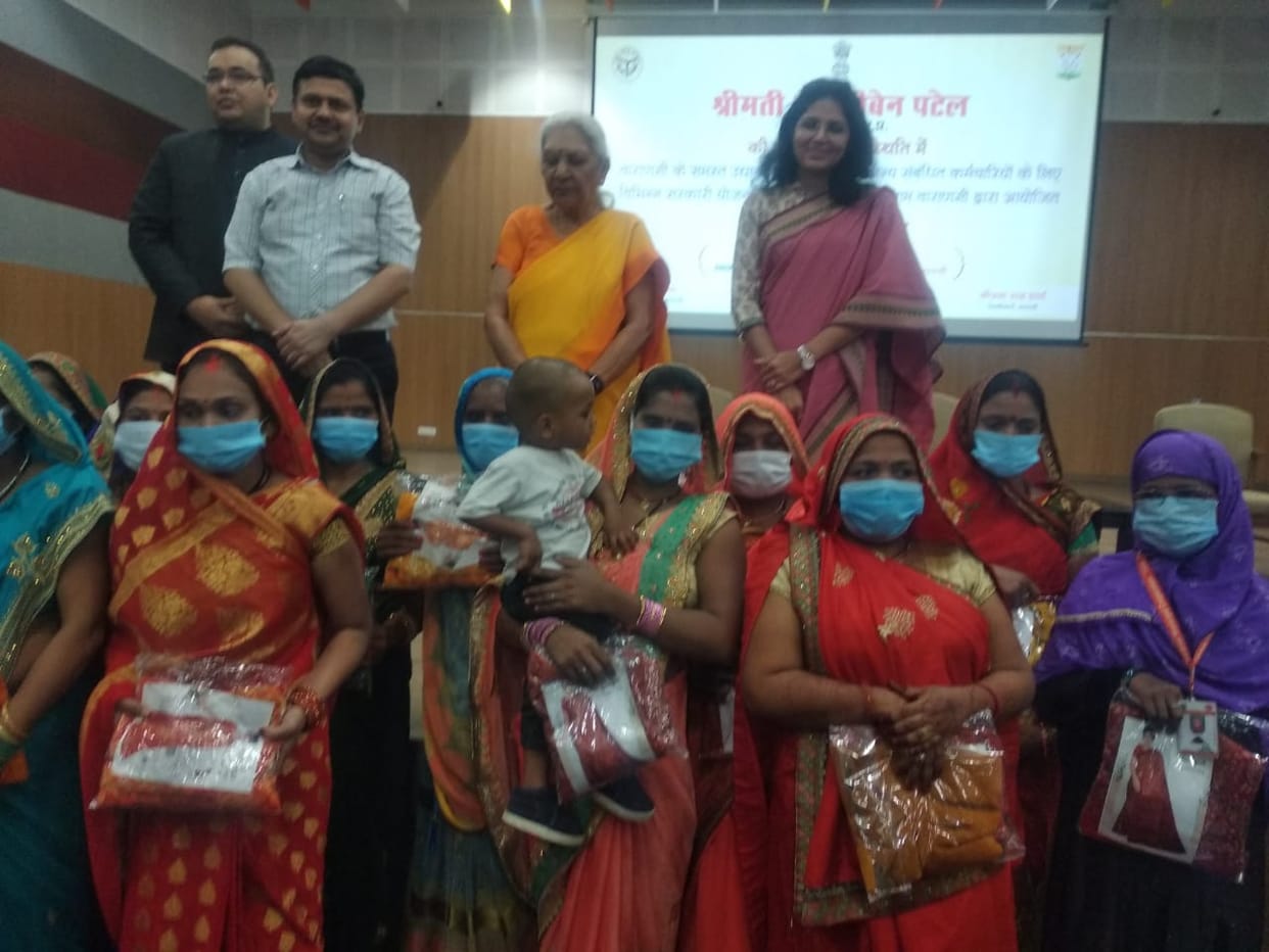 UP Governor Anandi ben patel Varanasi visit launched vaccination campaign of adolescent girls