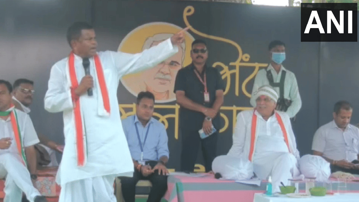 Chhattisgarh Minister Kawasi Lakhma compared the roads to Hema Malini cheeks