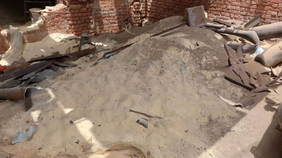 Worker dies due to cylinder explosion of carbon dioxide in Atul group factory in agra