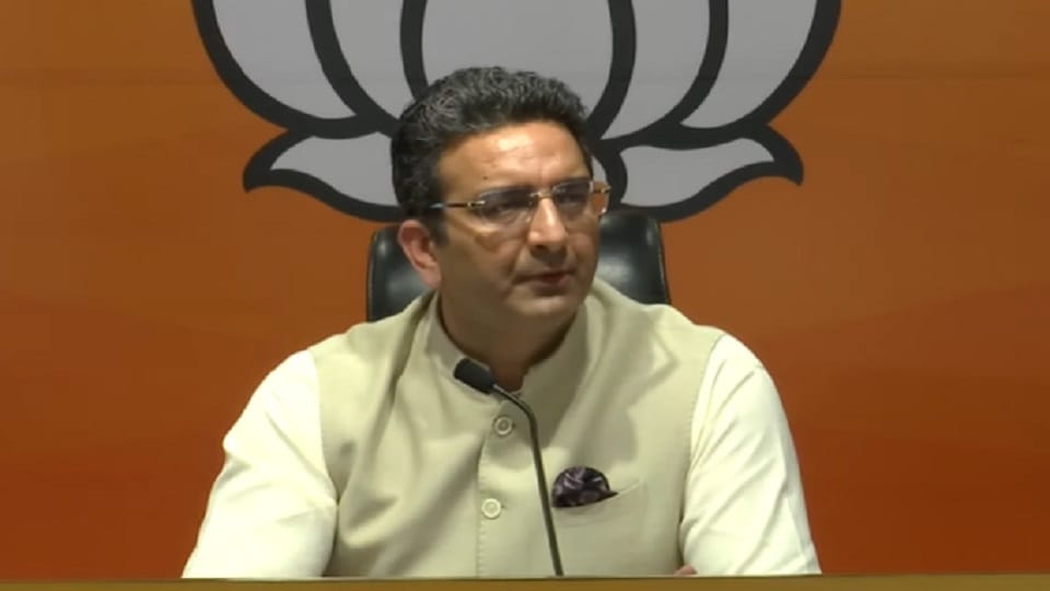 BJP attacks Kejriwal over DTC bus purchase case