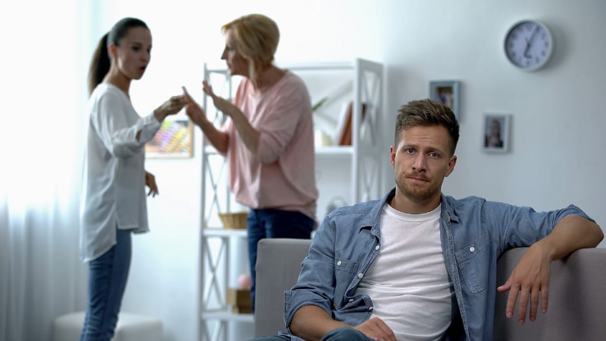 Relationship tips Problems Between couple Due To family Know To Deal