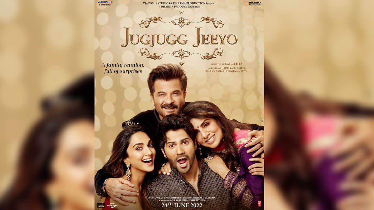 Varun Dhawan And Kiara Advani Starrer Family Drama Jugjugg Jiyo Trailer Will Release Tomorrow, Fans Put Gigantic Poster Cutouts