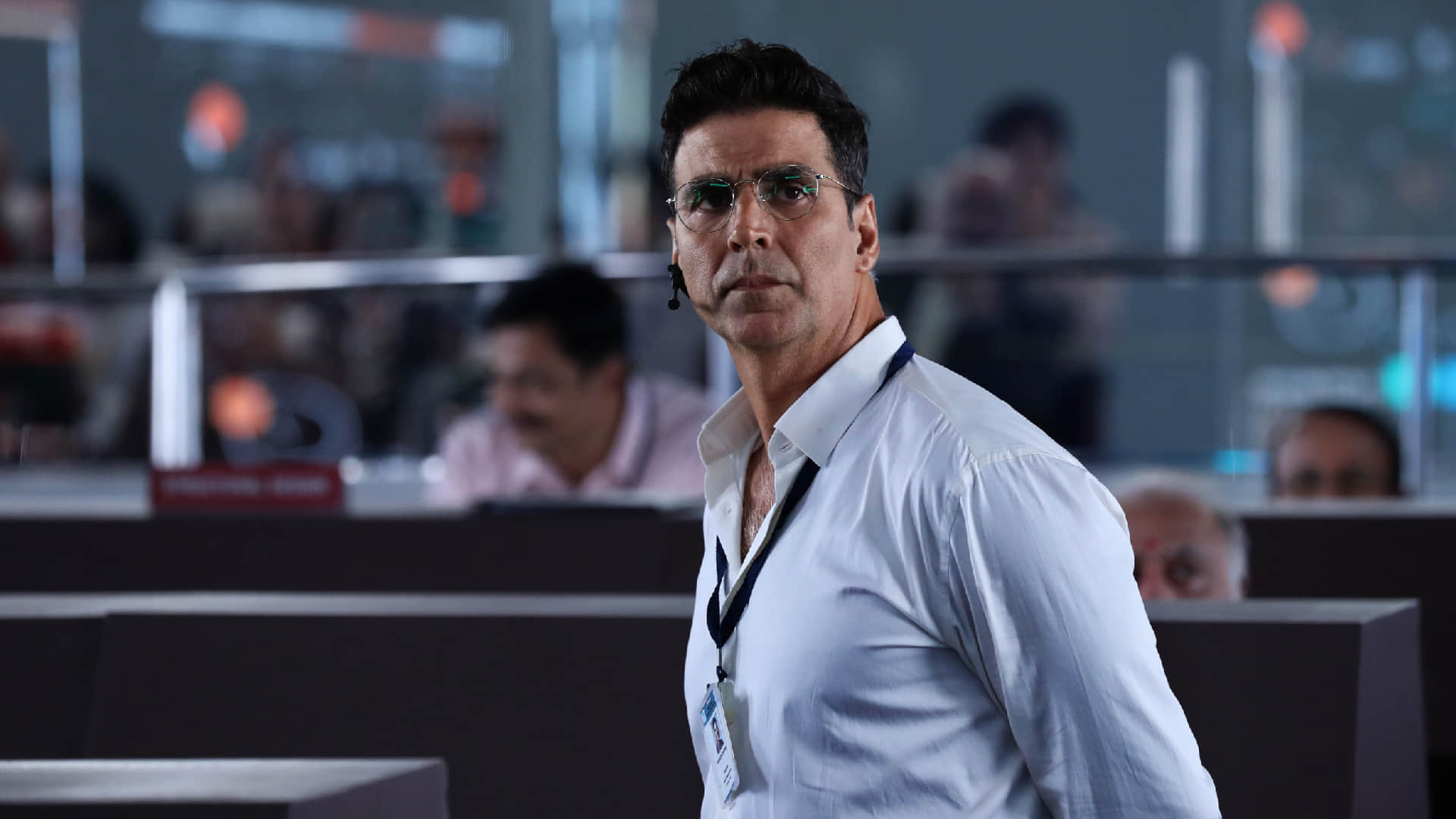 Prithviraj Starrer Akshay Kumar Reduces His Fees After Flop Bachchan Pandey at box office