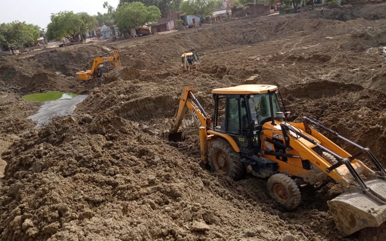 Kanpur dehat : Amrit Sarovar is being built from one crore to Sengraha and captive pond in Paraunkh