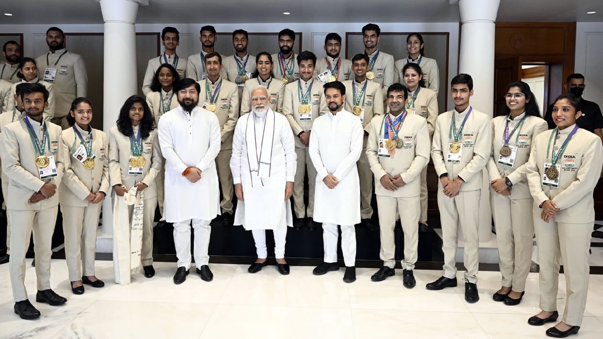 PM Modi intracted with indian players in Deaflympics 2022