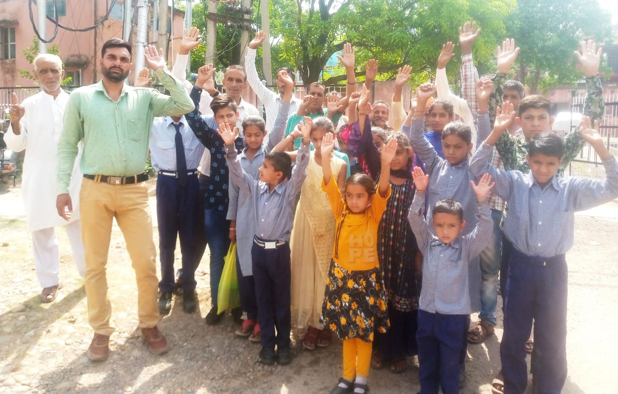 Students demonstrated regarding water scarcity