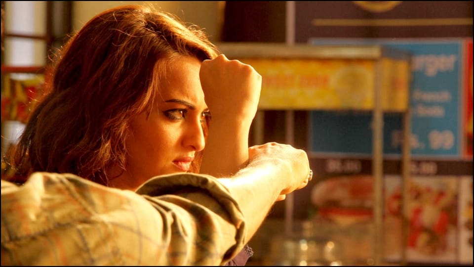 Sonakshi Sinha Birthday Special Know Her Bollywood Debut By Salman Khan Story News in Hindi