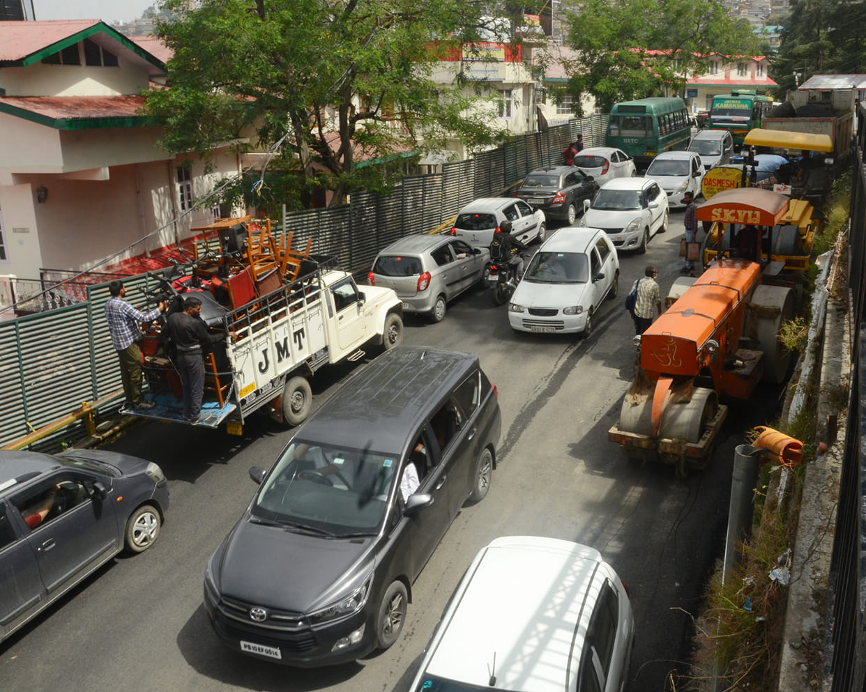 Capital Shimla jam, people remain upset