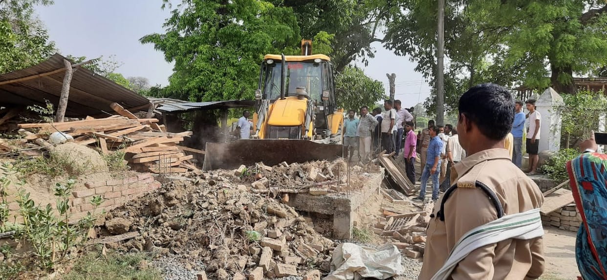 Encroachment in amethi's one and only park