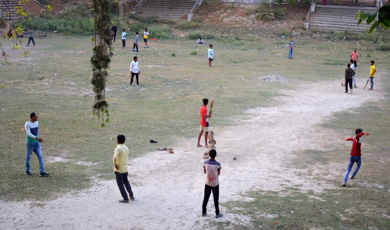 hardoi news,Players' game over in the city grounds