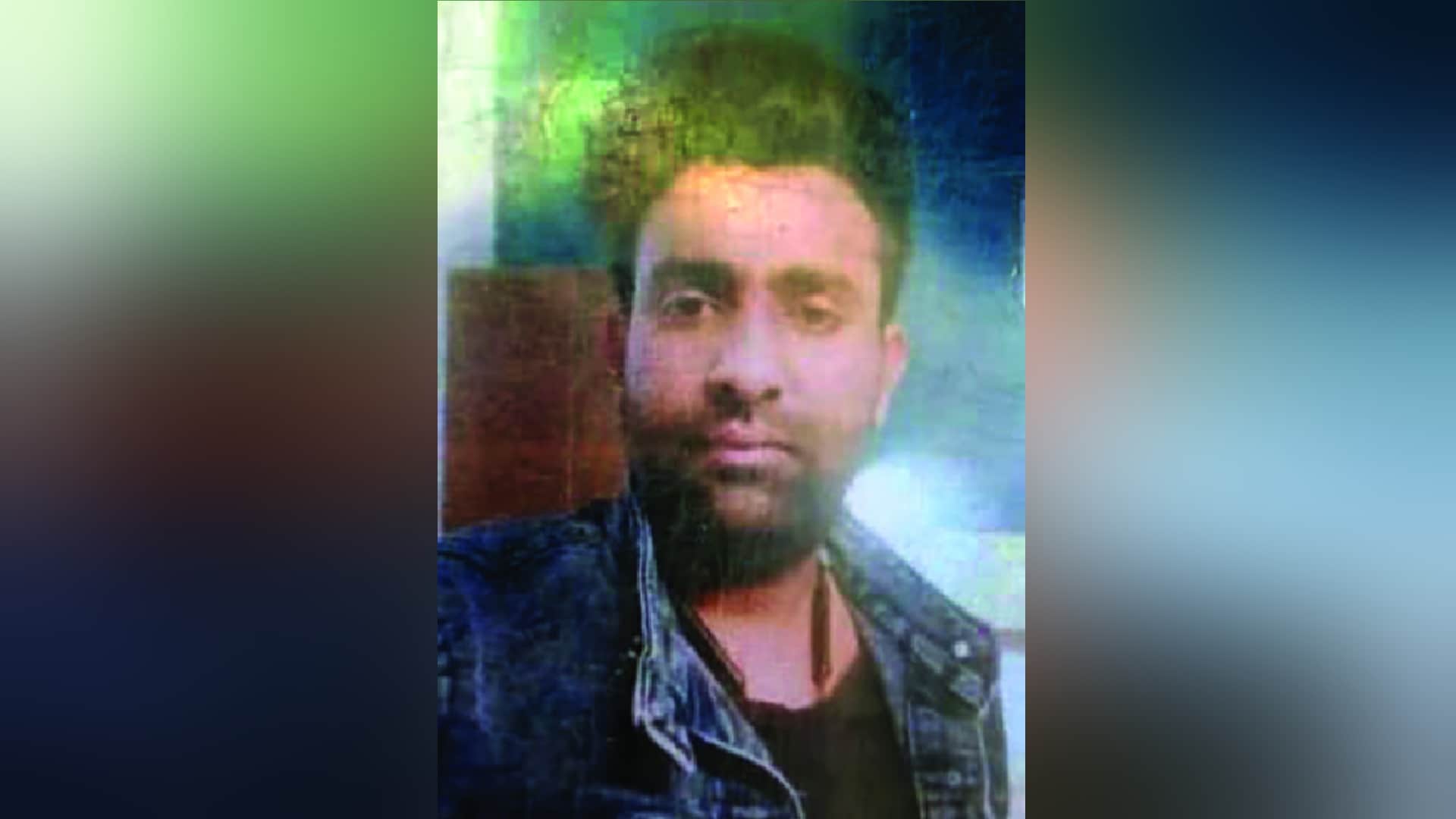 Fire in Faridabad: Satveer left the 10-day-old girl crying, had celebrated the first wedding anniversary with his wife two days ago.