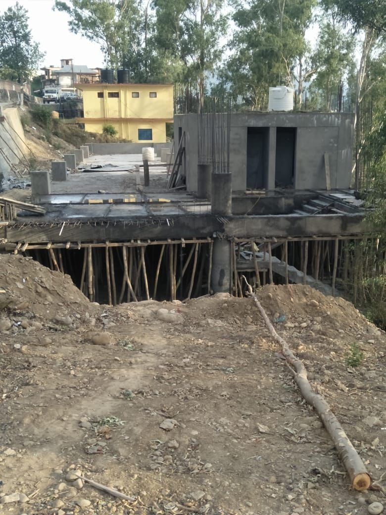 Parking for 100 vehicles being built at a cost of one crore in Ghumarwin