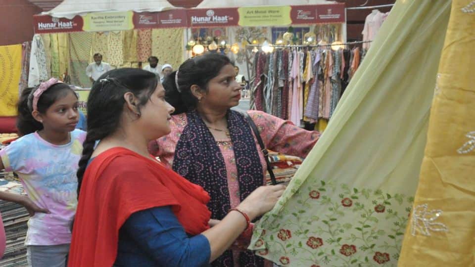 crowd gathering in Hunar Haat in Shilpgram near Taj Mahal