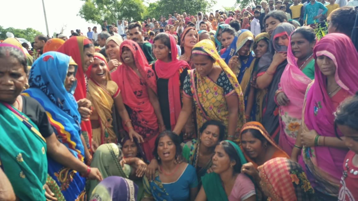 A farmer who went to apply water in the field in Kannauj was killed with a shovel, police engaged in investigation