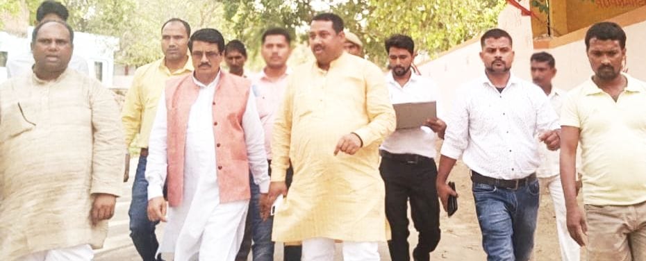jaanch,vivaad,aayog