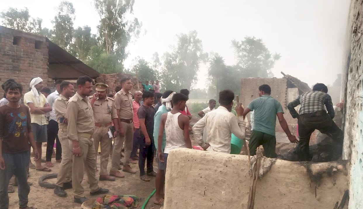 nuksaan,aag,ghar