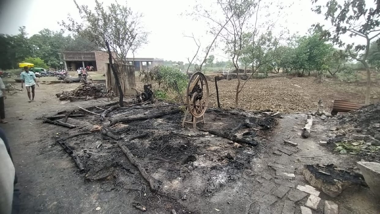 82 houses of villagers burnt to ashes in flames