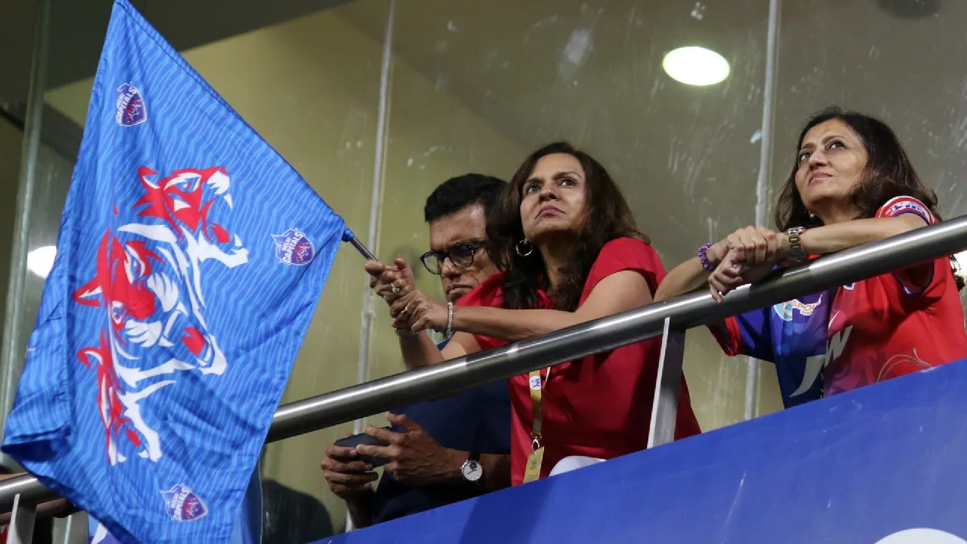 IPL 2022 MI vs DC Match 69 Highlights in Hindi  sara tendulkar steals show