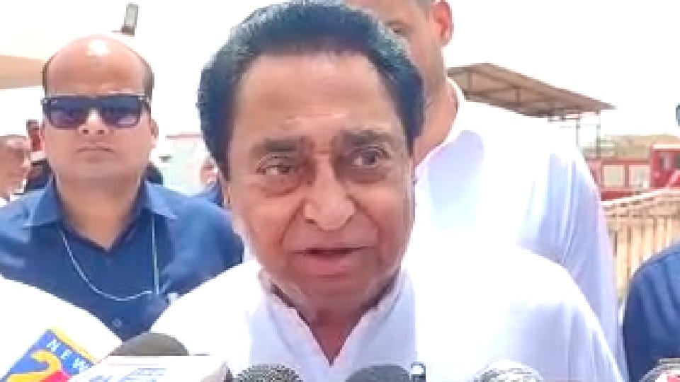 MP Politics: Kamal Nath said – BJP patting its back by reducing Rs 7 on petrol, government cheated on OBC reservation