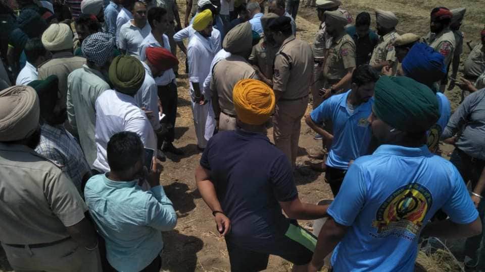 6 year old Child falls into 300 ft deep borewell in Punjab