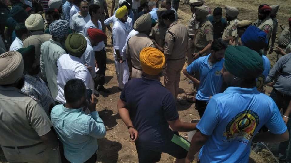 6 year old Child falls into 300 ft deep borewell in Punjab