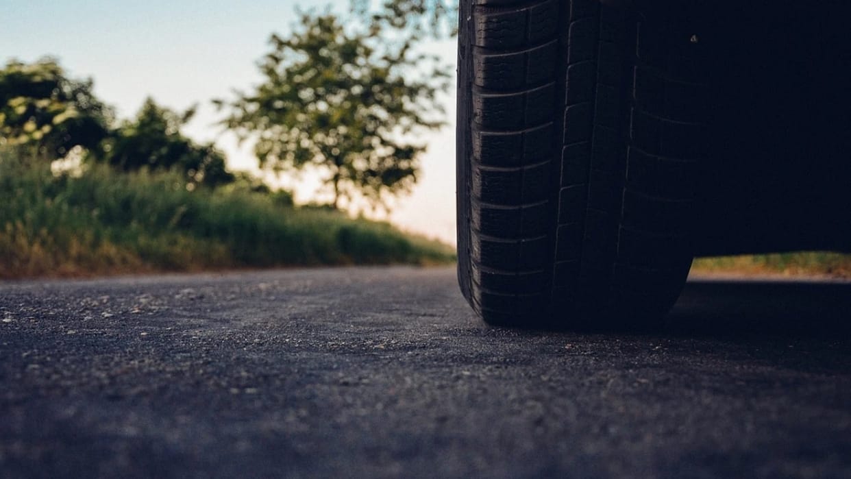Ukrianian man drives 3700 km to reunited with parents and fiancee who live just 10 km away news in Hindi