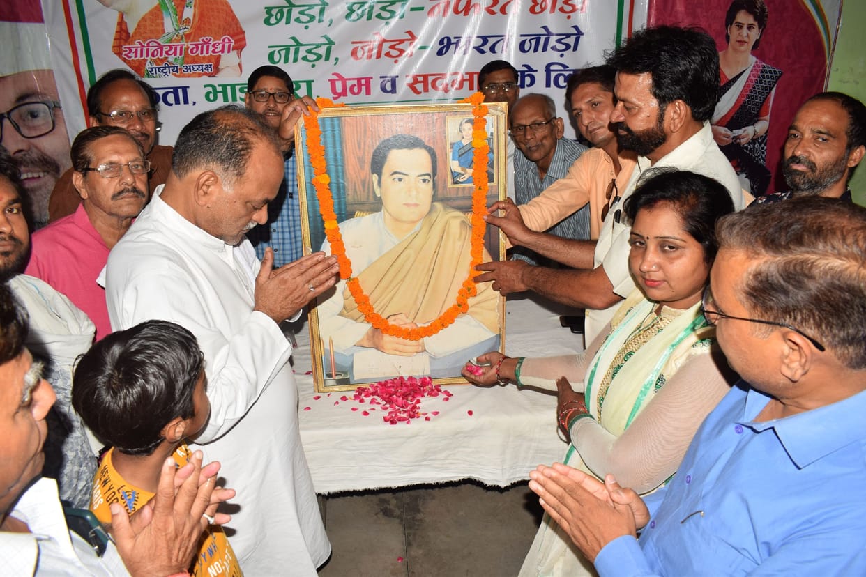 Remembering former Prime Minister Rajiv Gandhi on his death anniversary