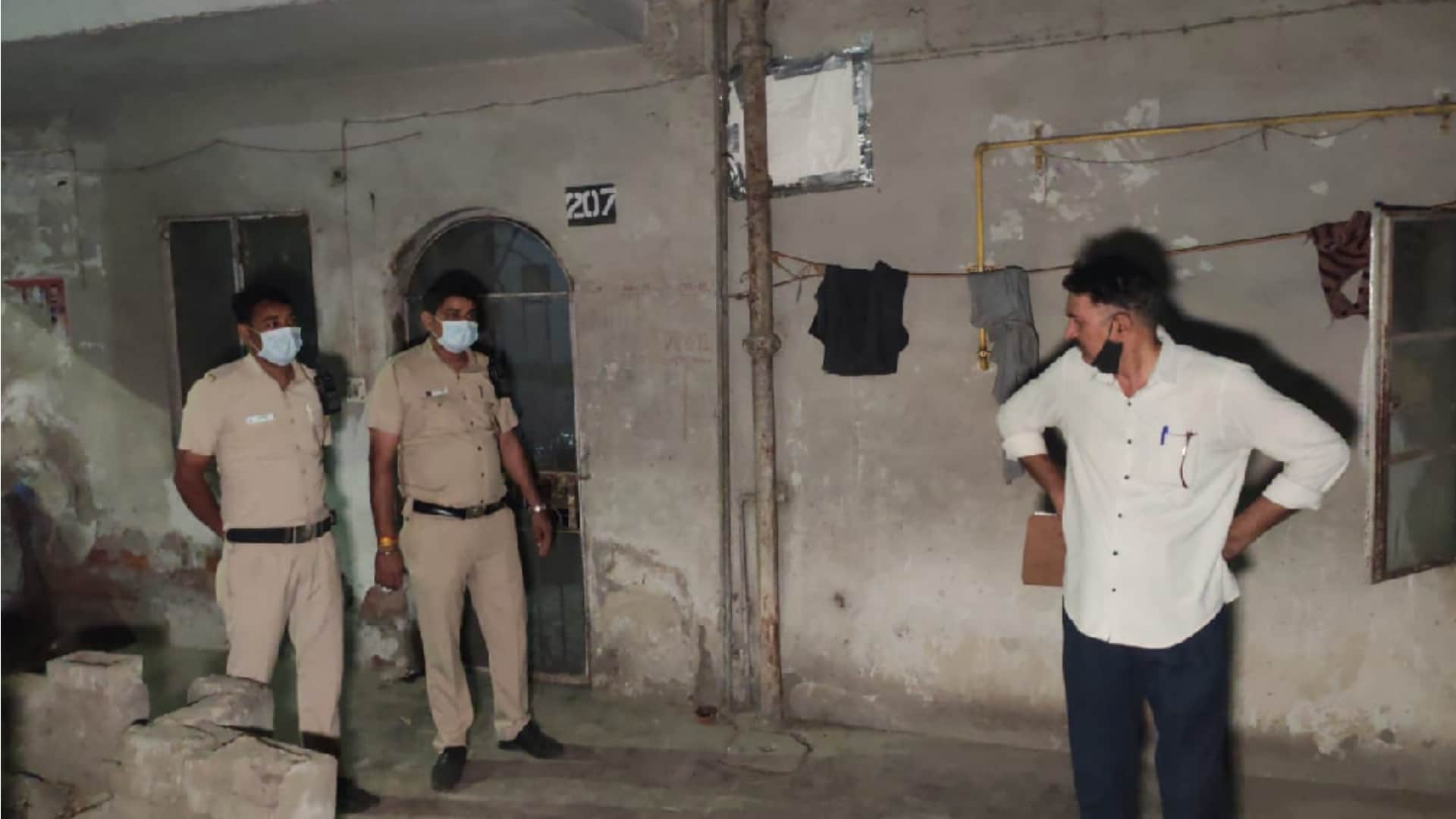 suicide in delhi Woman and two daughters commit suicide in Delhi suicide note found