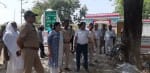 मगहर में राष्ट्रपति के के कार्यक्रम को लेकर कबीर चौरा परिसर में निरीक्षण करती डीएम।संवाद