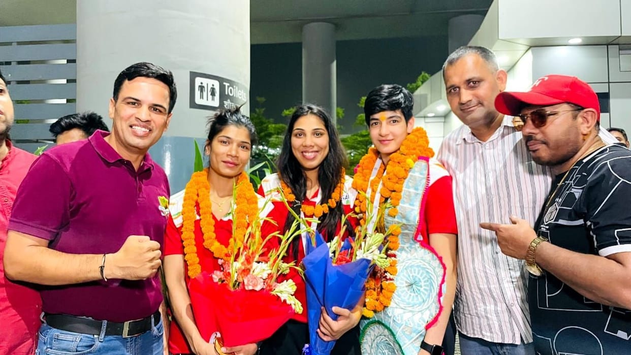 On his return home, boxer Manisha Maun was welcomed