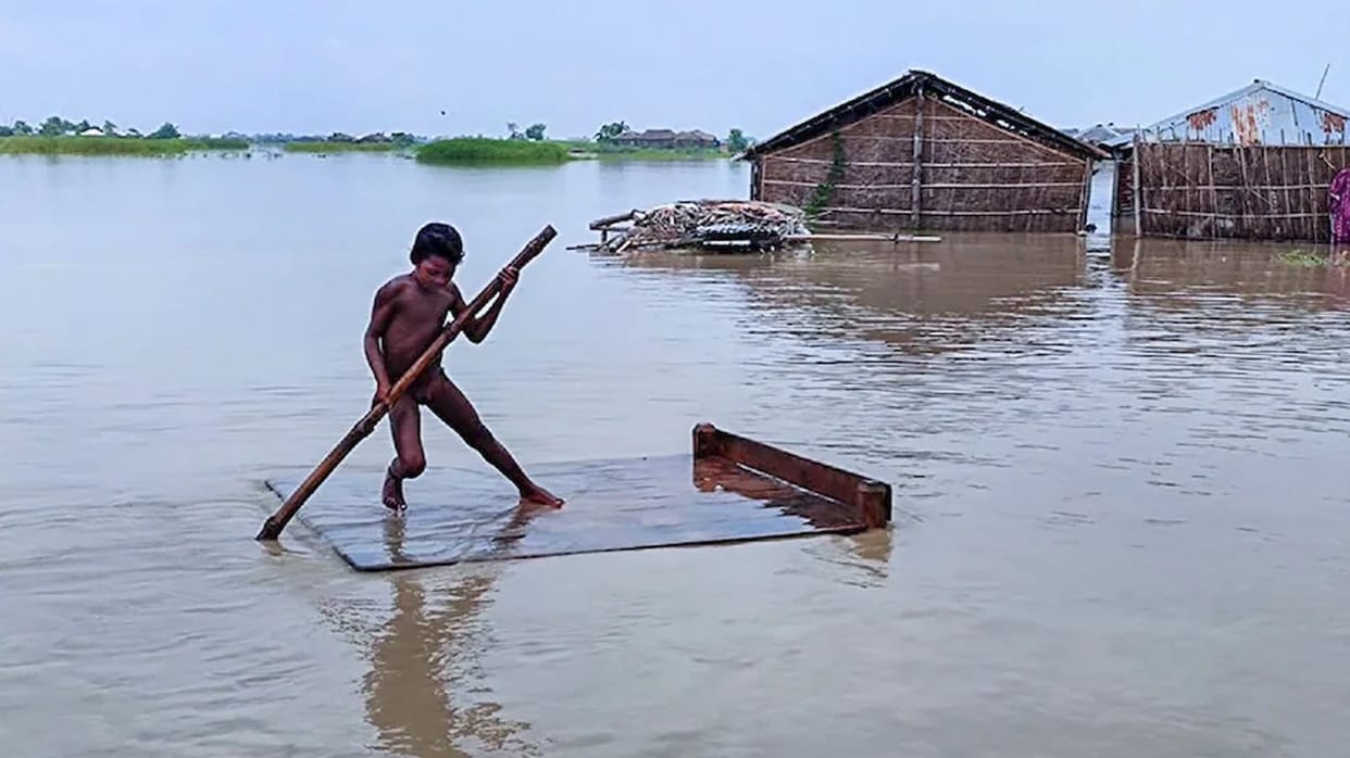 Climate change: issue of climate change will have to be kept in mind while deciding how to deal with floods