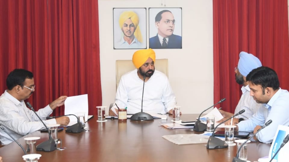 Punjab CM Bhagwant Mann held meeting with officials regarding airports of Punjab