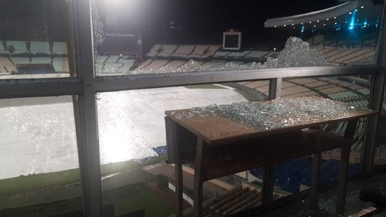 Storm hit kolkata badly before GT vs RR Match in IPL 2022 Eden gardens press box glass broken