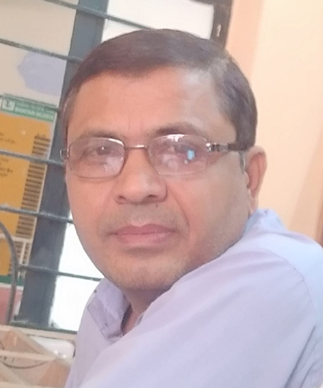 Pharmacist dies in suspicious circumstances