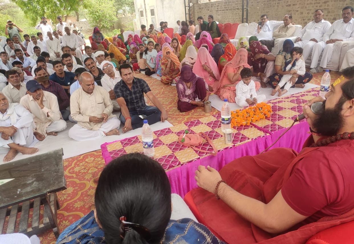 The country is moving towards becoming a world guru: Sampurnanand Brahmachari