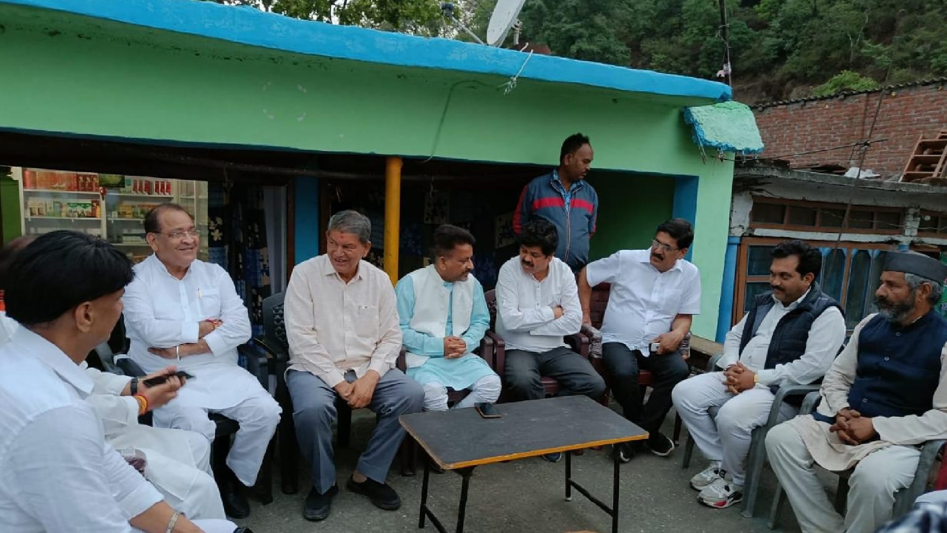 Harish Rawat said - Nirmala Gehtodi will give competition to CM Dhami, Champawat by-election is issue of women self-respect