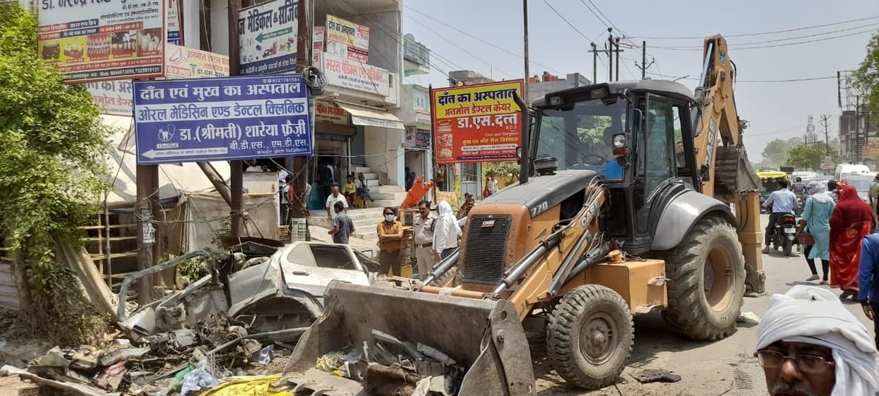 Municipality confiscated the unclaimed debris vehicle