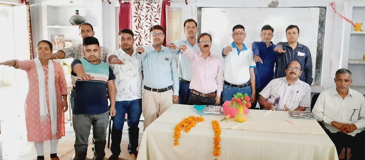 Hemant elected president and Vijendra minister