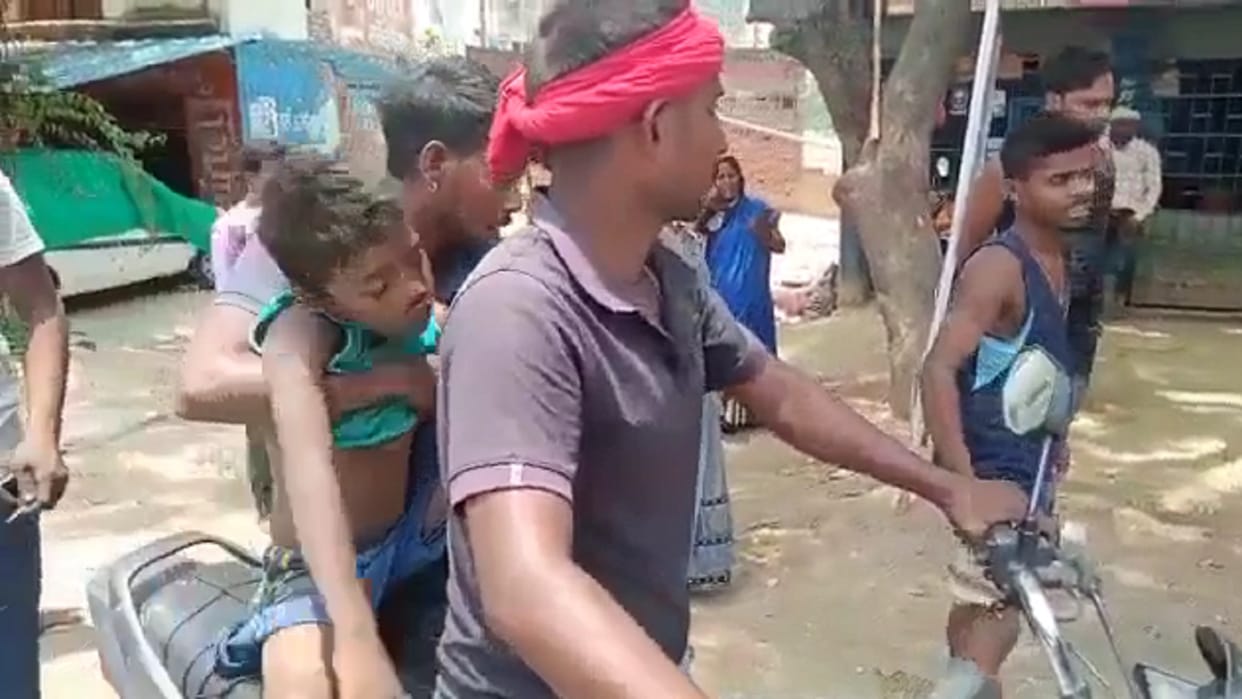 Two children died due to drowning in the pond relatives went home from CHC taking the dead body in their arms due to non-availability of ambulance