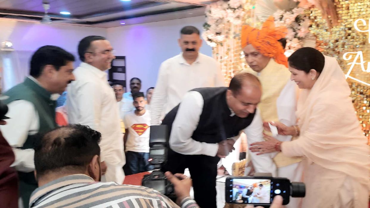 bjp Trying to bridge the groups on the pretext of PK Dhumal's wedding anniversary before the elections
