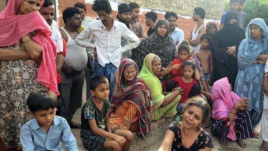 Kanpur dehat : Dead body of a young man who went out for a walk was found in Devyani pond, family members cried