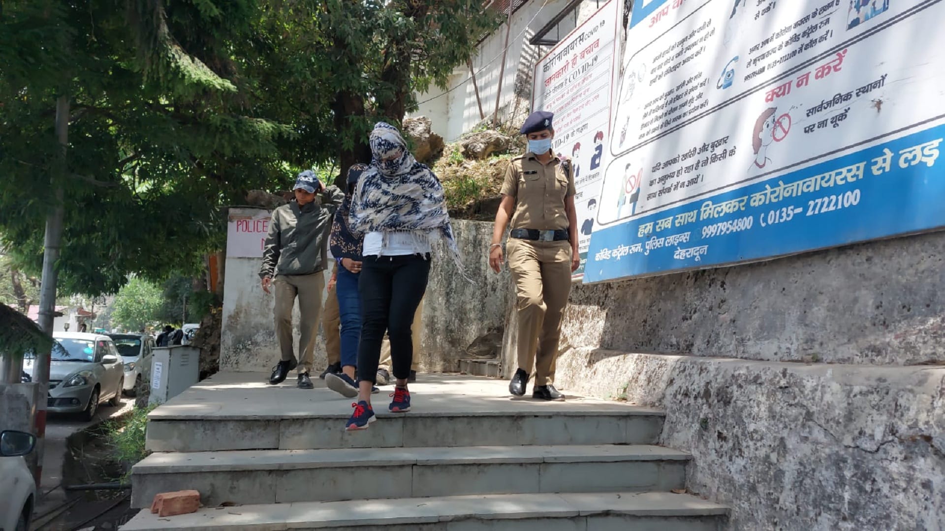 Sex racket running in cafe, nine accused arrested, See Photos, kashipur news Uttarakhand news