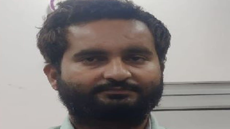 Agra Murder Case husband planned to escape after killing the wife in agra