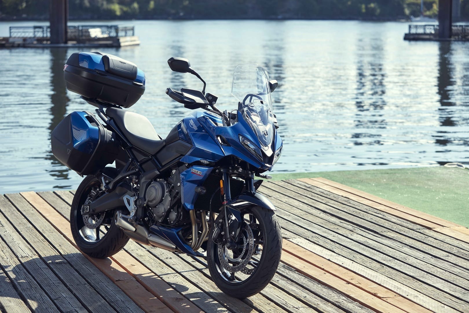 Bajaj Auto takes over Triumph Motorcycles Ltd India business, soon to launch mid-size motorcycles new range