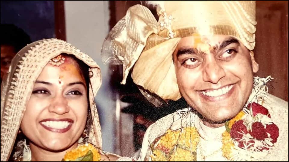 Ashutosh Rana and actress Renuka Shahane wedding anniversary love story films and career