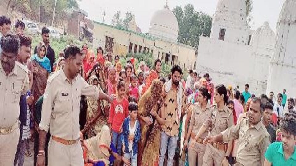 Story of three friends drowned while bathing in yamuna in bateshwar agra