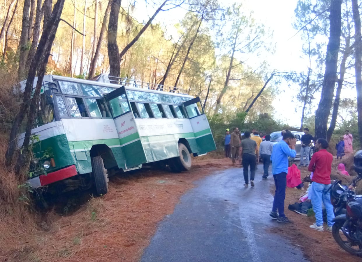 7 injured in road accident